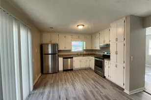 1653 Pinedale Cir NW, Conyers, GA 30012 - Photo 4