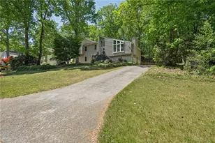 3402 Woodrun Trail, Marietta, GA 30062 - Photo 2