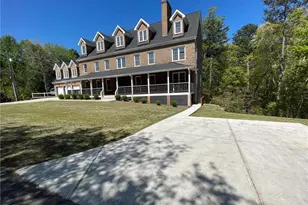 923 Oak Dr, Woodstock, GA 30189 - Photo 2