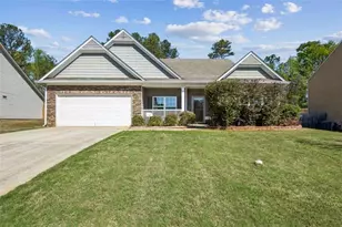 753 Timpelton Ct, Hoschton, GA 30548 - Photo 1