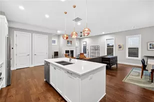 4036 Hazel Nut Ln, Atlanta, GA 30342 - Photo 6