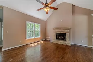 395 Amberbrook Cir, Grayson, GA 30017 - Photo 8