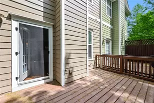 1915 Sterling Oaks Cir NE, Atlanta, GA 30319 - Photo 14