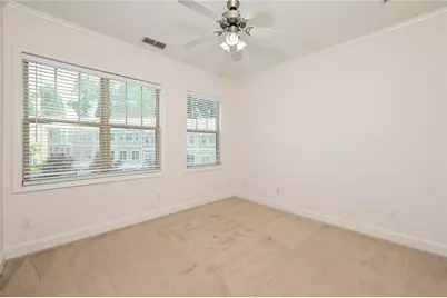 1915 Sterling Oaks Circle NE, Atlanta, GA 30319 - Photo 12