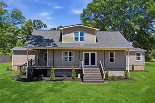 110 October Woods Dr, Athens, GA 30601 - Photo 2