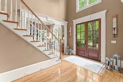 2407 Edgemere Court, Marietta, GA 30062 - Photo 8