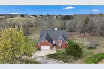 459 Nightdream Lane, Winder, GA 30680 - Photo 2