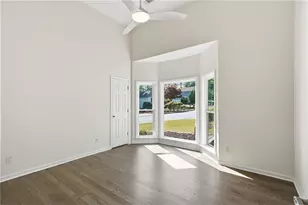 301 Oak Terrace, Alpharetta, GA 30009 - Photo 8