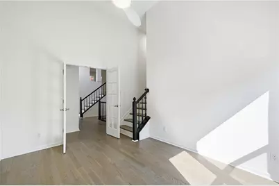 301 Oak Terrace, Alpharetta, GA 30009 - Photo 8
