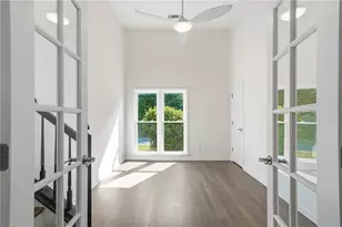 301 Oak Terrace, Alpharetta, GA 30009 - Photo 10
