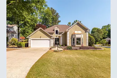301 Oak Terrace, Alpharetta, GA 30009 - Photo 4