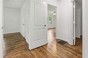 4681 City View Dr, Forest Park, GA 30297 - Photo 12