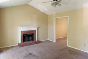 2995 Chesilhurst Ct, Powder Springs, GA 30127 - Photo 2