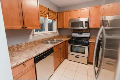 1196 Ashborough Drive #J, Marietta, GA 30067 - Photo 14