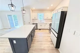 1327 Towne Harbor Trail, Woodstock, GA 30189 - Photo 2