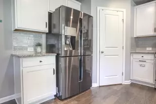 5937 Park Bay Ct, Flowery Branch, GA 30542 - Photo 6
