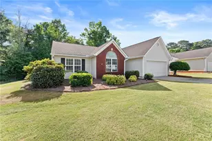 5433 Evergreen Forest Ct, Flowery Branch, GA 30542 - Photo 8