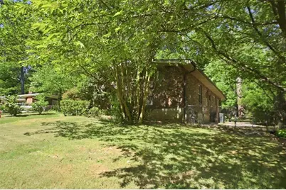 2432 Woodacres Road NE, Atlanta, GA 30345 - Photo 4