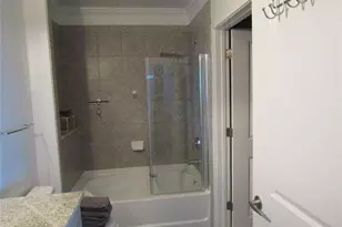 400 W Peachtree Street W, Atlanta, GA 30308 - Photo 18