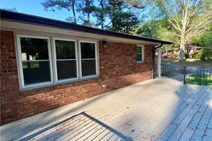 1296 Worley Dr, Marietta, GA 30066 - Photo 4