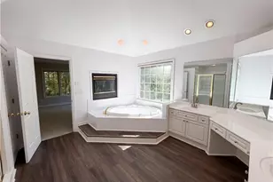4770 Feather Creek Ct, Stone Mountain, GA 30087 - Photo 10