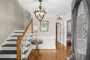 4901 Bainbridge Ct, Lilburn, GA 30047 - Photo 4