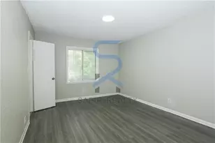2045 Alison Ct, Atlanta, GA 30311 - Photo 10