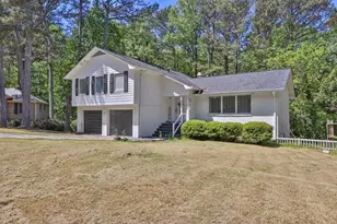 557 Rue Montaigne, Stone Mountain, GA 30083 - Photo 2