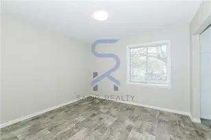 2055 Alison Ct, Atlanta, GA 30311 - Photo 6