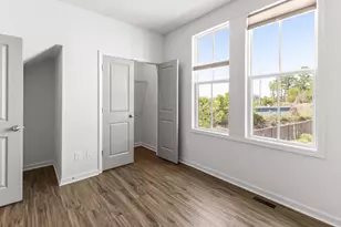 916 Brees Ct, Atlanta, GA 30318 - Photo 12