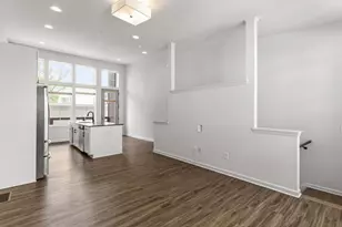 916 Brees Ct, Atlanta, GA 30318 - Photo 2