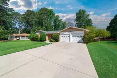 1811 Romans Drive, Marietta, GA 30062 - Photo 8