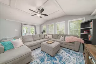 1811 Romans Dr, Marietta, GA 30062 - Photo 20