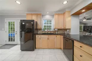 1811 Romans Dr, Marietta, GA 30062 - Photo 16