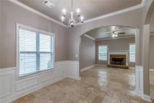 2170 Lily Valley Dr, Lawrenceville, GA 30045 - Photo 4