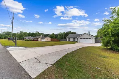 1587 Cronic Town Road, Auburn, GA 30011 - Photo 4