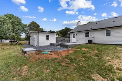 1587 Cronic Town Road, Auburn, GA 30011 - Photo 16