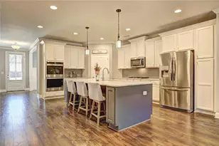 4371 Thacker Ln, Suwanee, GA 30024 - Photo 4