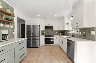 709 Muirfield Dr, Winder, GA 30680 - Photo 4
