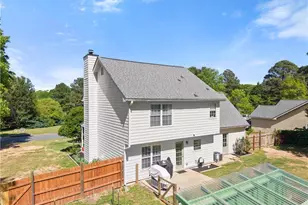 709 Muirfield Dr, Winder, GA 30680 - Photo 40