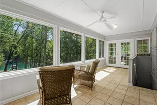 6265 Lakeview Dr, Buford, GA 30518 - Photo 10