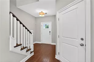 1055 Johnson Grove, Atlanta, GA 30318 - Photo 6