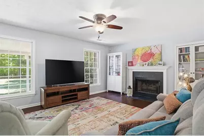 3085 Abbotts Pointe Drive, Duluth, GA 30097 - Photo 4