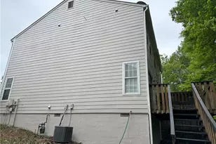 1271 Vintage Pointe Dr, Lawrenceville, GA 30044 - Photo 2