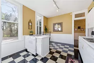 1720 Rugby Ave, College Park, GA 30337 - Photo 8