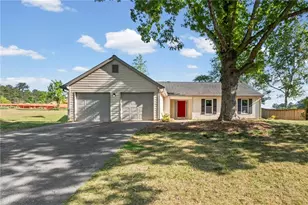 1194 Meadow Oaks Dr NW, Acworth, GA 30102 - Photo 2