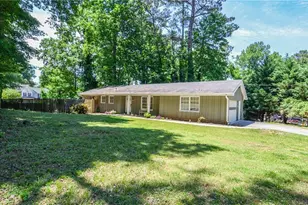 1117 Mandalay Ct SW, Lilburn, GA 30047 - Photo 4