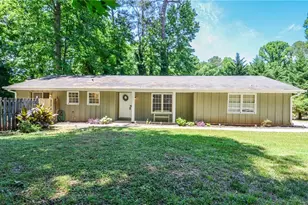 1117 Mandalay Ct SW, Lilburn, GA 30047 - Photo 2
