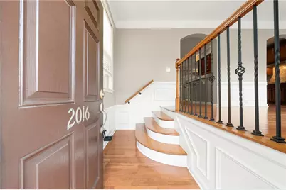 2016 Manchester Way, Roswell, GA 30075 - Photo 2