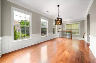 2016 Manchester Way, Roswell, GA 30075 - Photo 4